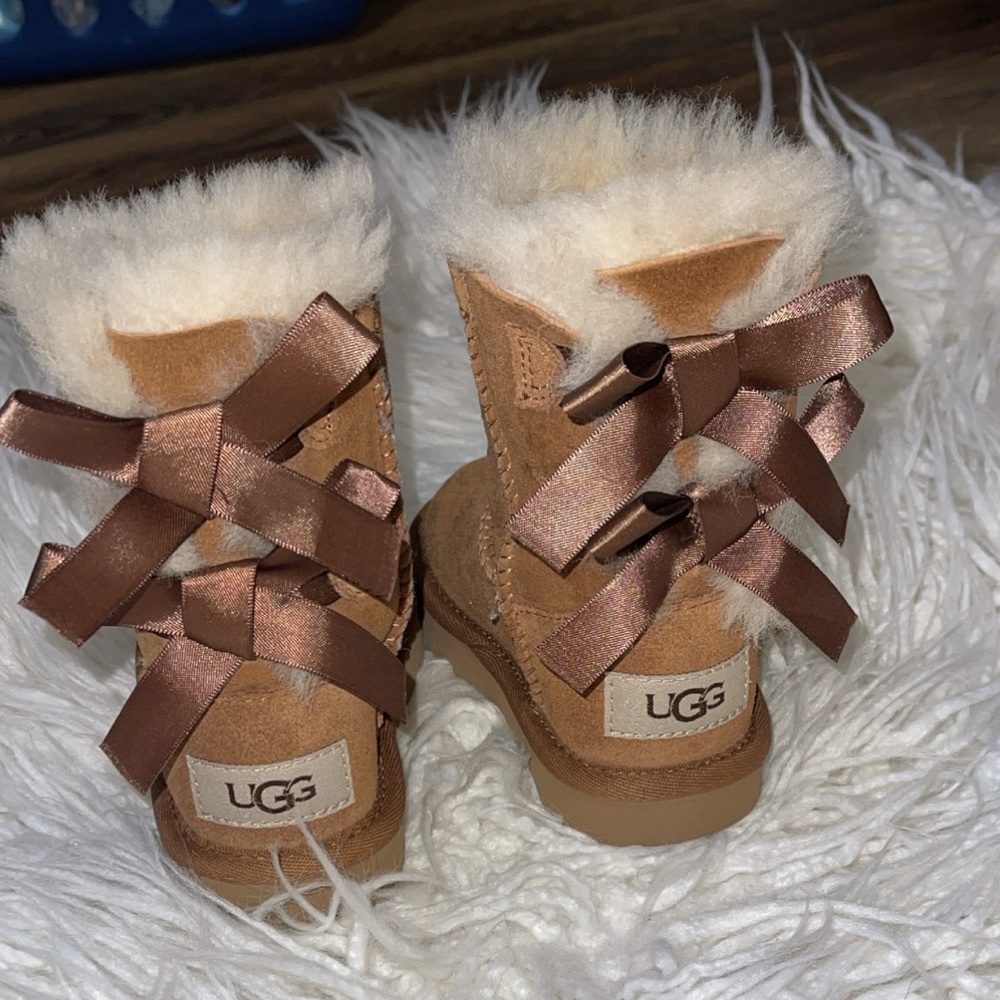 Ugg Bailey Bow toddler boots